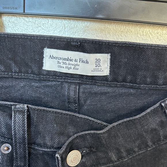 Abercrombie & Fitch 90s straight ultra high rise criss-cross waist sz 10L - Picture 2 of 9